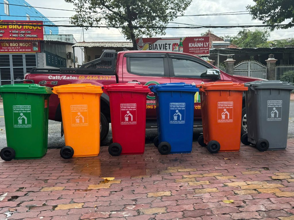 Thùng Rác Nhựa 240L